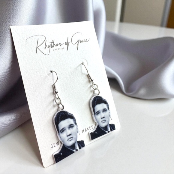 🎸 Rock Your Style: Elvis Presley Dangle Earrings – Iconic Vibes in Every Pair! - Picture 4 of 12